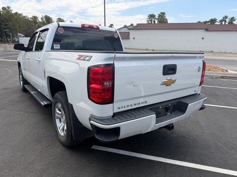 Used 2018 Chevrolet Silverado 1500 LT w/ All Star Edition AWD/4WD image 5