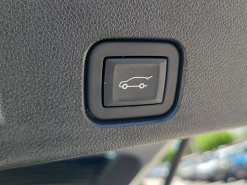 Used 2024 GMC Acadia Elevation w/ Luxury Package FWD image 20
