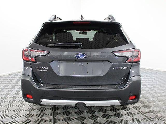 Used 2023 Subaru Outback Limited AWD/4WD image 5