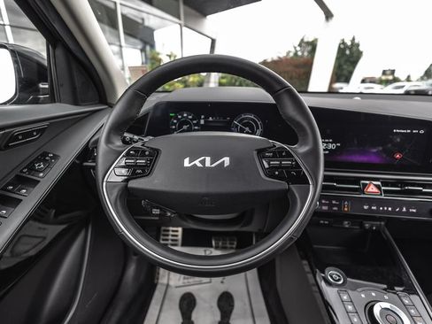 Used 2023 Kia Niro Wave w/ Wave Preserve Package FWD image 23