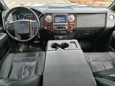 Used 2011 Ford F350 Lariat w/ Chrome Pkg image 14