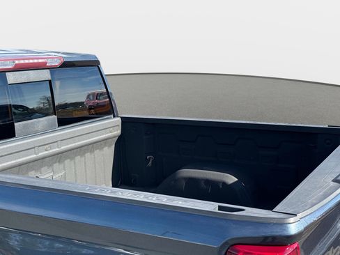 Used 2020 Chevrolet Silverado 1500 RST image 12