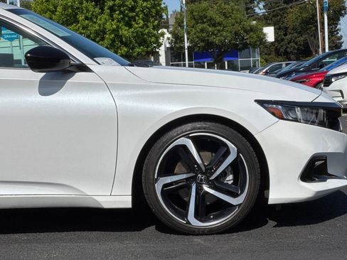 Used 2022 Honda Accord Sport image 34
