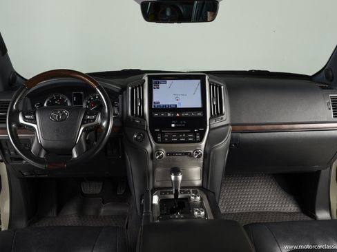 Used 2021 Toyota Land Cruiser Heritage Edition AWD/4WD image 24