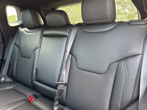 New 2026 Jeep Compass Latitude image 13