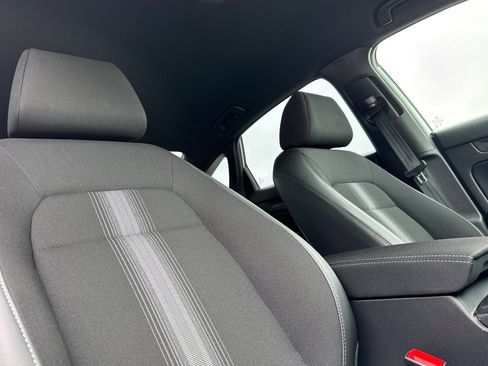 Used 2025 Honda Civic Sport image 28