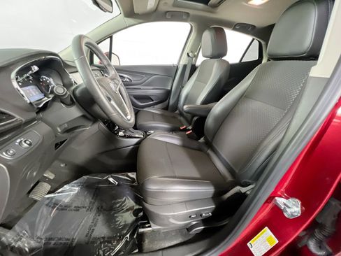 Used 2020 Buick Encore Preferred image 19