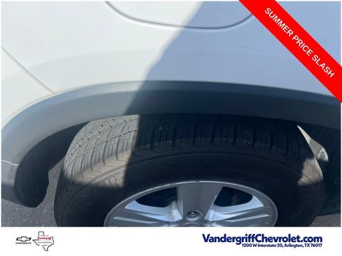 Used 2020 Chevrolet Trax LS FWD image 5