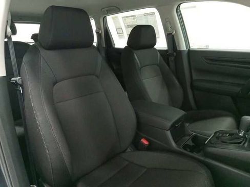 Used 2024 Honda CR-V LX image 13