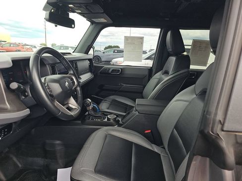 Used 2024 Ford Bronco Black Diamond AWD/4WD image 3