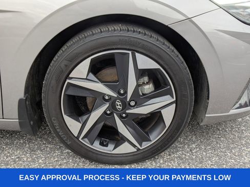 Used 2023 Hyundai Elantra Limited w/ Cargo Package image 13