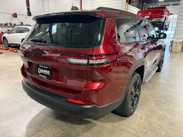 Used 2024 Jeep Grand Cherokee L Altitude AWD/4WD image 23