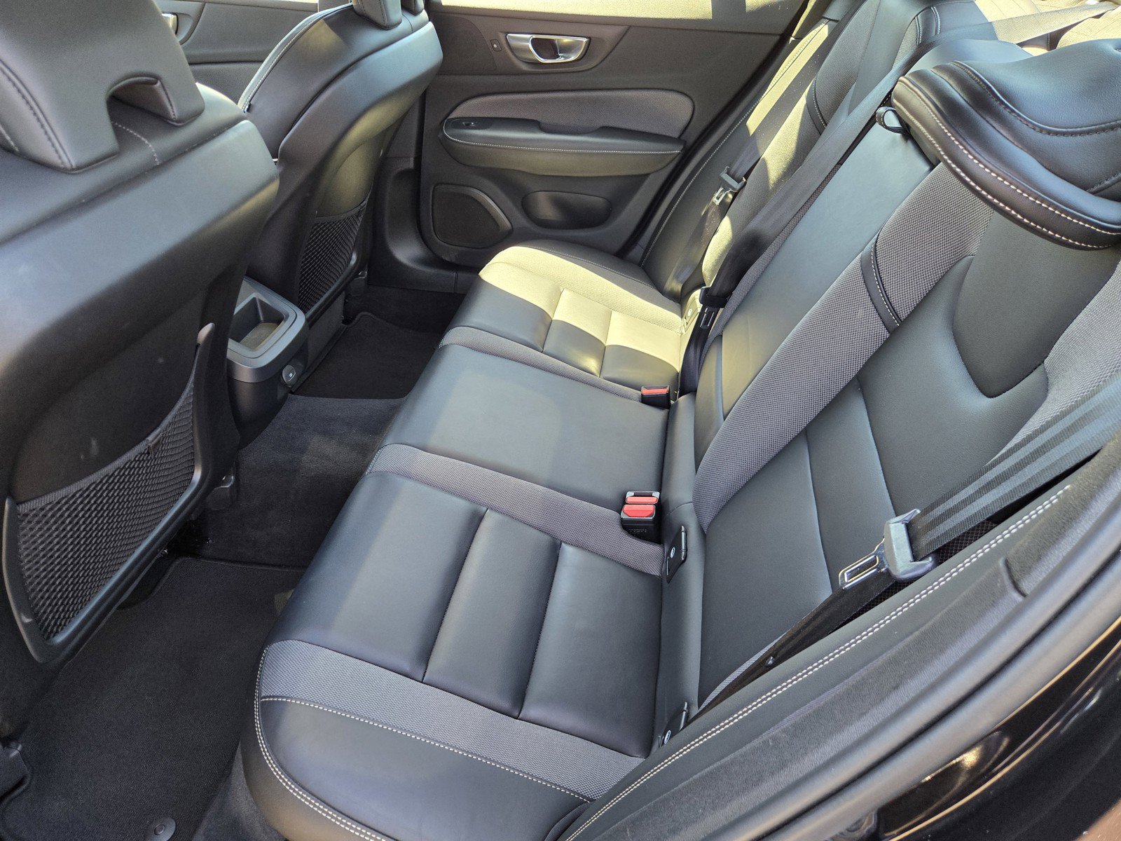 Used 2024 Volvo S60 B5 Plus FWD image 12