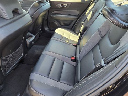 Used 2024 Volvo S60 B5 Plus FWD image 12