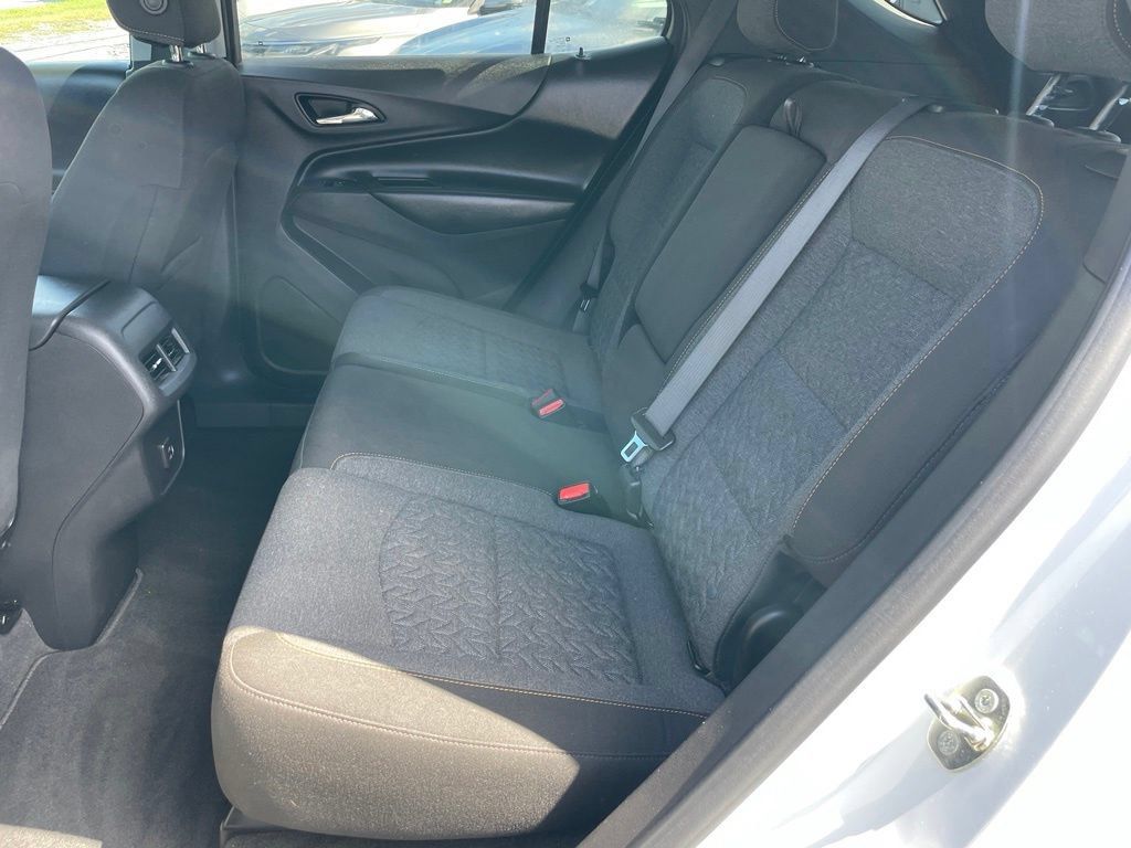 Used 2023 Chevrolet Equinox LT AWD/4WD image 7