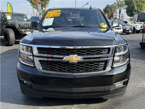 Used 2016 Chevrolet Tahoe LT image 2