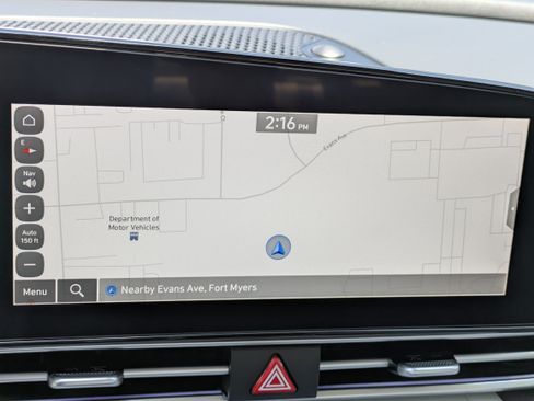 New 2026 Hyundai Elantra Limited FWD image 24