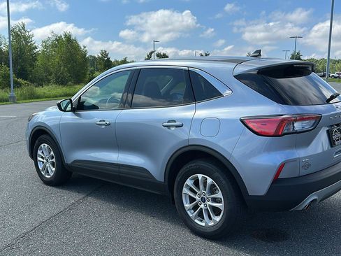 Used 2022 Ford Escape SE w/ Convenience Package image 10