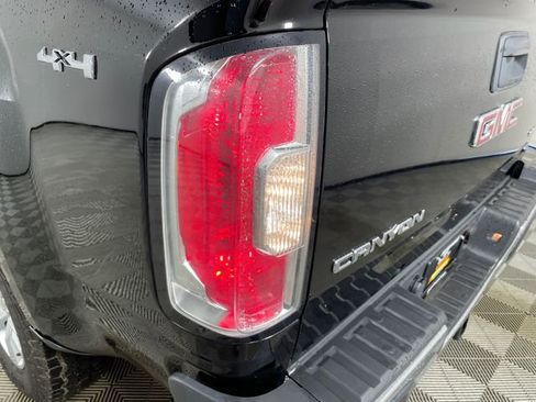 Certified 2017 GMC Canyon SLE w/ SLE Convenience Package image 19