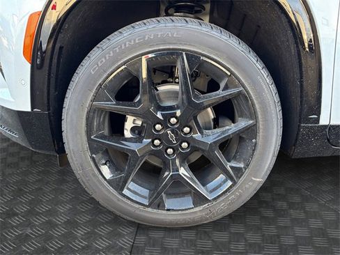 New 2026 Chevrolet Traverse RS image 14