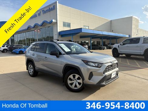 Used 2019 Toyota RAV4 LE w/ Carpet Mat Package FWD image 1