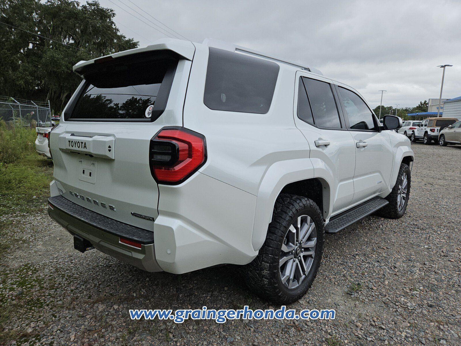 Used 2026 Toyota 4Runner Limited AWD/4WD image 8