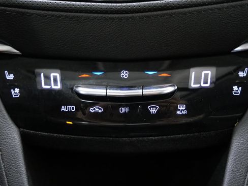 Used 2019 Cadillac XT5 Premium Luxury FWD image 20
