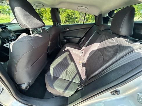 Used 2016 Toyota Prius Two image 12