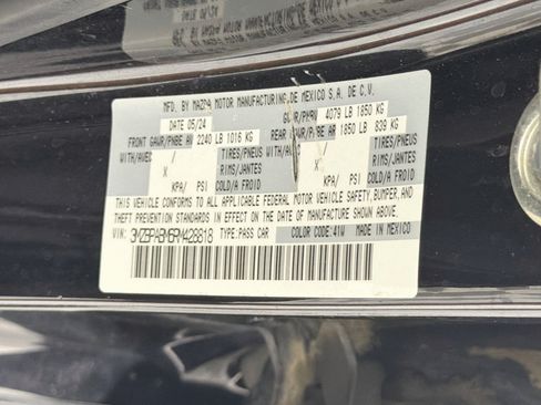 Used 2024 MAZDA MAZDA3 s FWD image 12