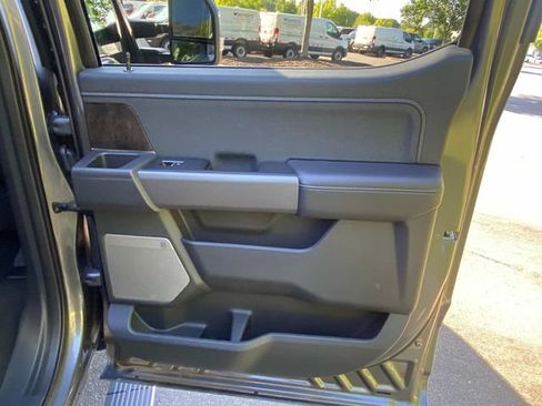 Used 2024 Ford F250 Lariat w/ Lariat Ultimate Package AWD/4WD image 36
