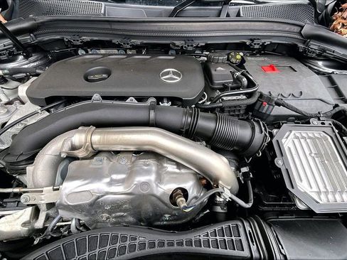 Used 2026 Mercedes-Benz GLA 250 4MATIC image 9