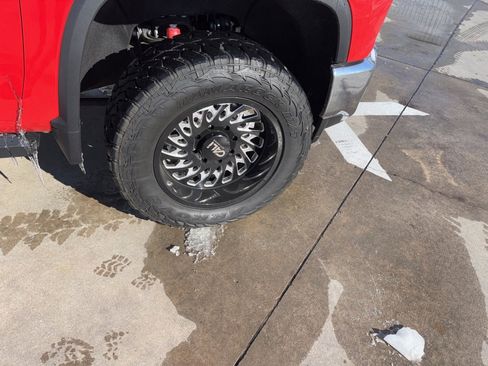 Used 2022 Chevrolet Silverado 2500 W/T w/ WT Convenience Package image 2