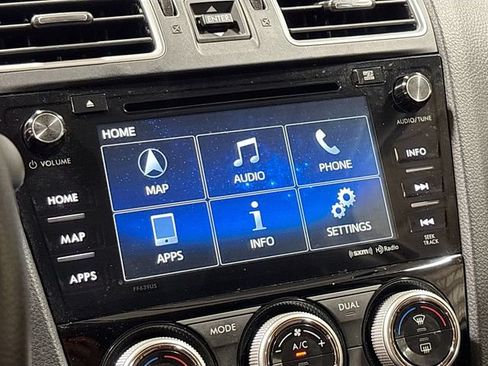 Used 2018 Subaru Forester 2.5i Touring AWD/4WD image 15