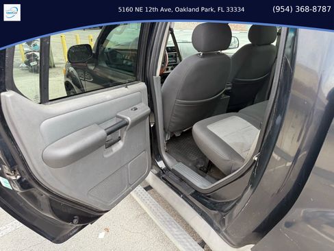 Used 2005 Ford Explorer Sport Trac XLT image 14