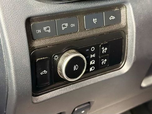 Used 2023 Ford F450 Platinum w/ FX4 Off-Road Package image 10