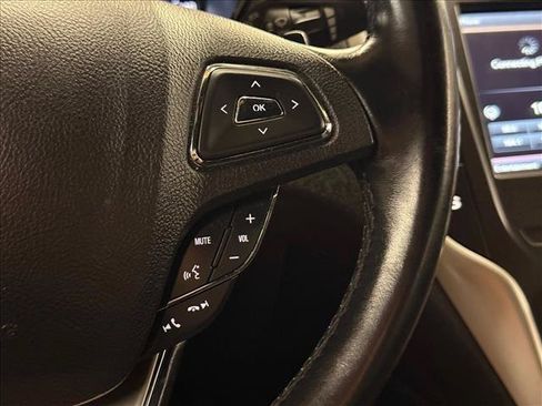 Used 2015 Lincoln MKC FWD w/ Equipment Group 101A Select image 11