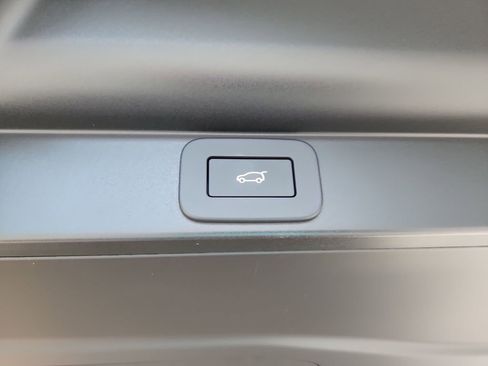 New 2026 Land Rover Range Rover SE AWD/4WD image 14