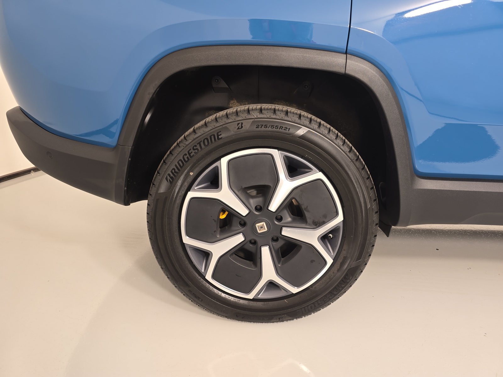 Used 2023 Rivian R1S Adventure Quad AWD/4WD image 12