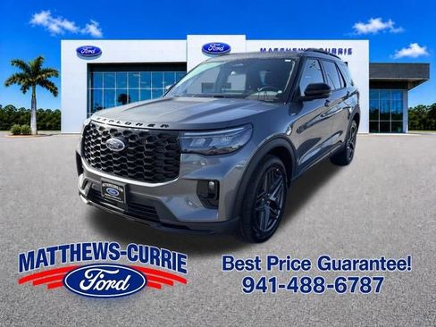 Certified 2025 Ford Explorer ST-Line w/ ST-Line Street Pack AWD/4WD image 7