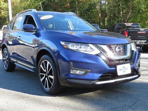 Used 2019 Nissan Rogue SL w/ Premium Package image 4