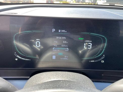 Used 2023 Kia Sportage EX AWD/4WD image 27