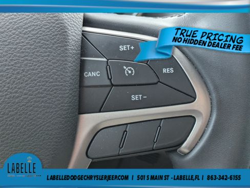 Used 2022 Jeep Grand Cherokee Laredo E RWD image 21