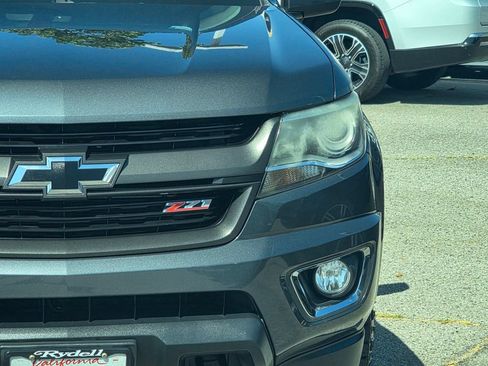 Used 2017 Chevrolet Colorado Z71 RWD image 3