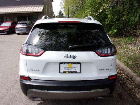 Used 2020 Jeep Cherokee Limited AWD/4WD image 4
