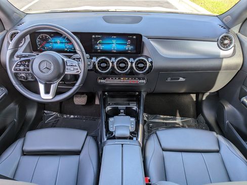 Certified 2022 Mercedes-Benz GLA 250 4MATIC image 29