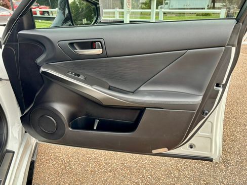 Used 2024 Lexus IS 350 F Sport w/ Memory Package AWD/4WD image 9