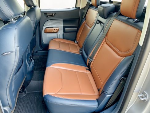 Used 2022 Ford Maverick Lariat w/ Lariat Luxury Package AWD/4WD image 25