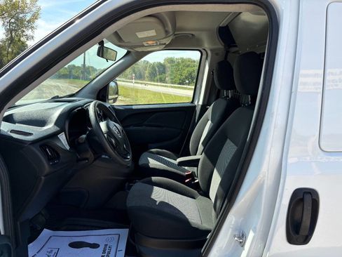 Used 2019 RAM ProMaster City Tradesman image 11