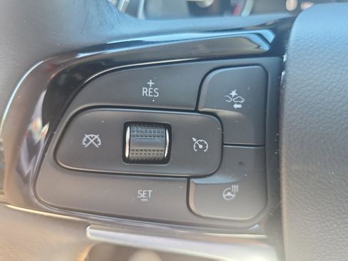 Certified 2022 Buick Enclave Essence w/ Sport Touring Edition FWD image 24