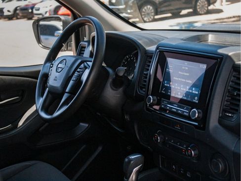 Used 2022 Nissan Frontier S w/ Technology Package RWD image 25